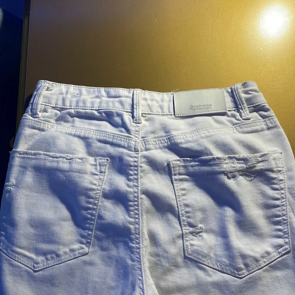 Jeans - Picture 4 of 5